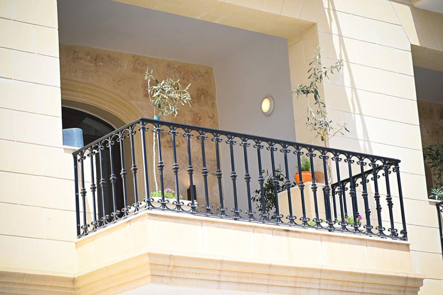 Fl 2 Ta'Lonza Luxury With Hot Tub By Homely Mellieha Exterior foto