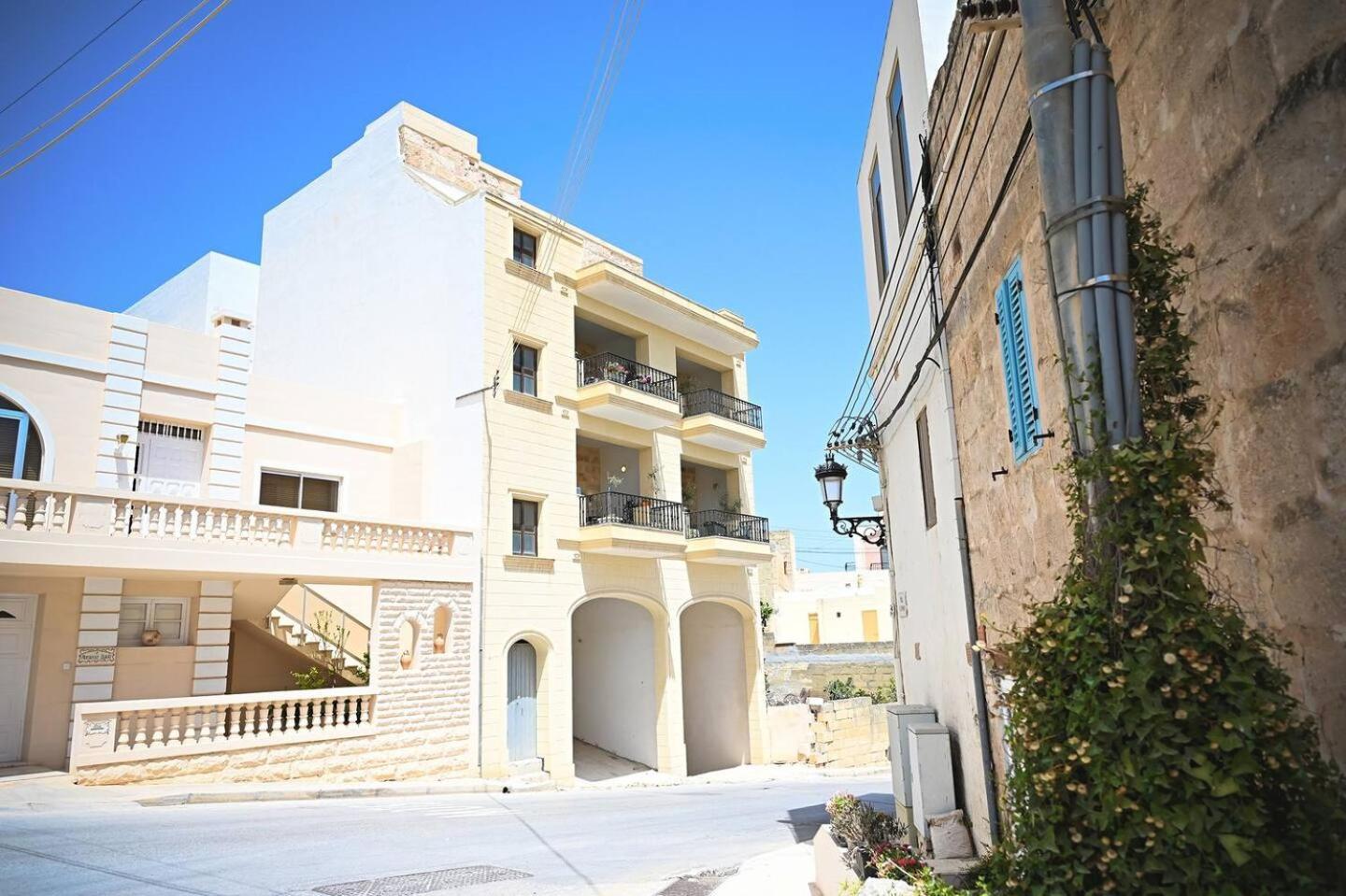 Fl 2 Ta'Lonza Luxury With Hot Tub By Homely Mellieha Exterior foto